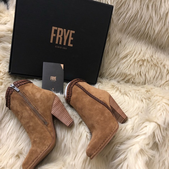 Frye Madeline Trim Short Boot - Picture 5 of 7